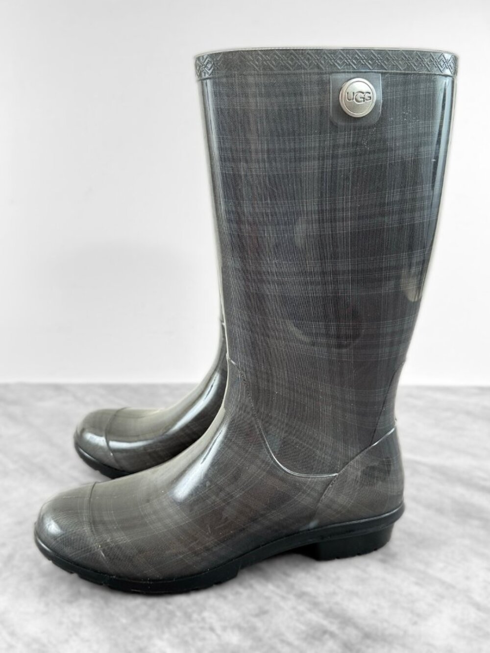 UGG Gray Plaid Rubber Waterproof Rain Boots Women's Size 9